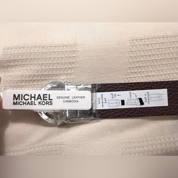 Michael Kors Black and Brown Reversible Women’s Belt with Gold Logo main image 6